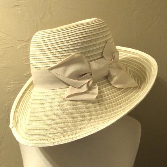 Giovannio NY NWT Fabulous Ivory Derby Wedding Church Brim Bow Hat main image 4